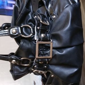 Beautiful Black Wilsons Leather Handbag